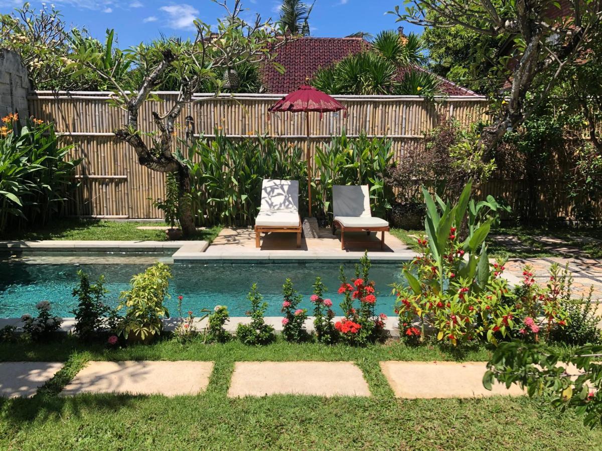 Villa Abhista Seminyak Exterior photo